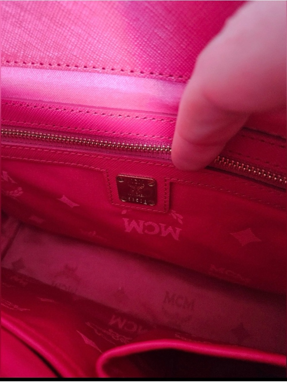 💖MCM Pink Crossbody Bag💖 - Picture 5 of 8